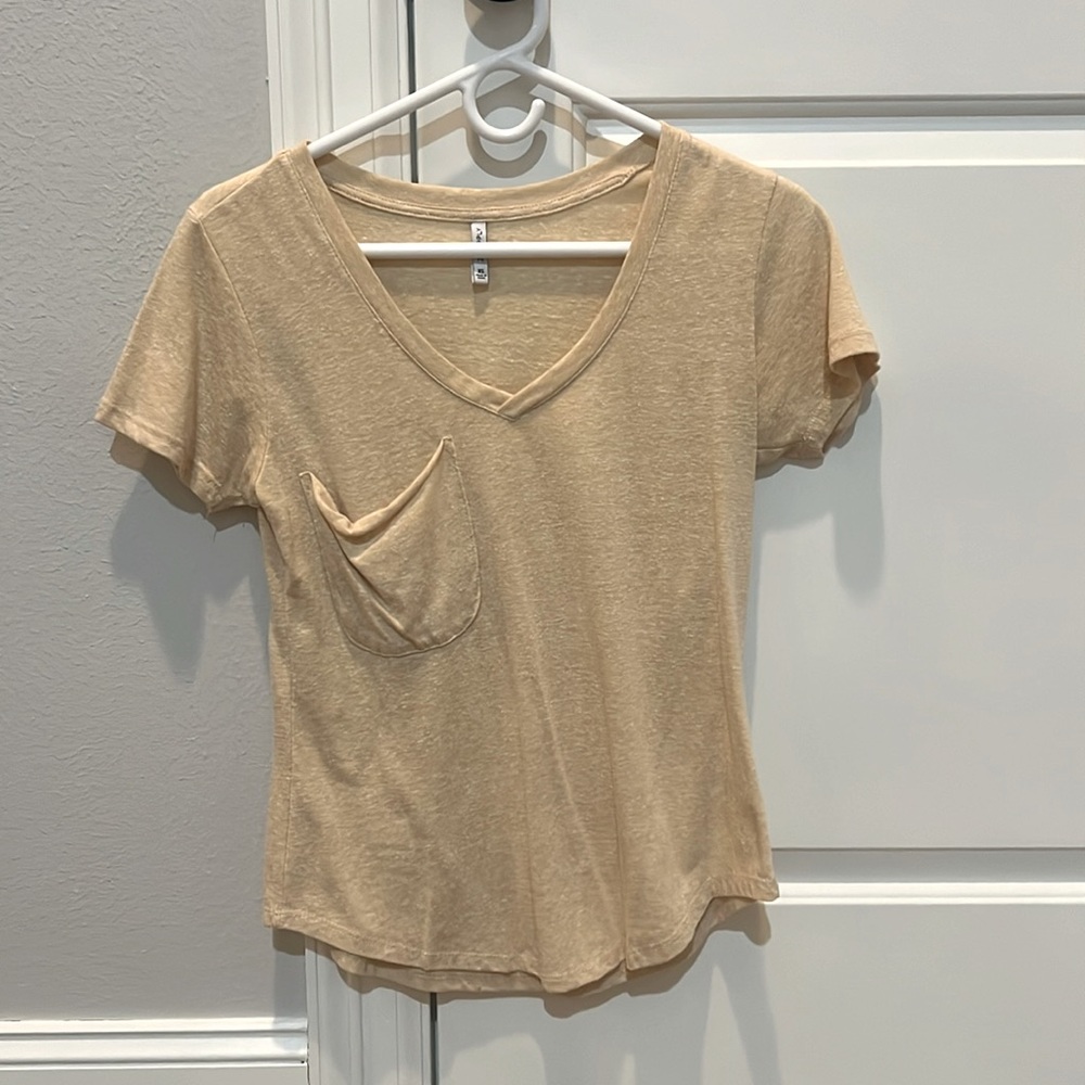 Z supply V Neck Tshirt